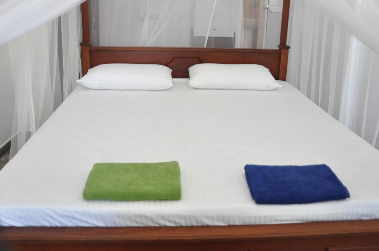The Ocean Bed and Breakfast Unawatuna Εξωτερικό φωτογραφία
