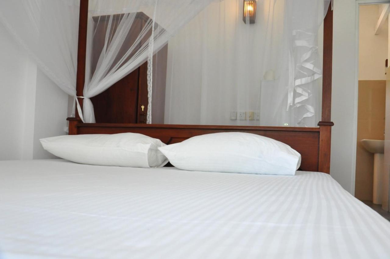 The Ocean Bed and Breakfast Unawatuna Εξωτερικό φωτογραφία