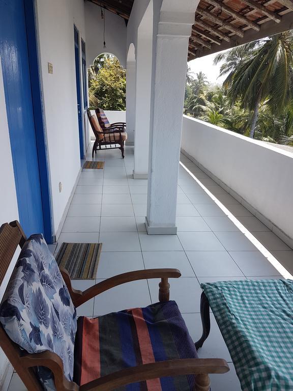 The Ocean Bed and Breakfast Unawatuna Εξωτερικό φωτογραφία
