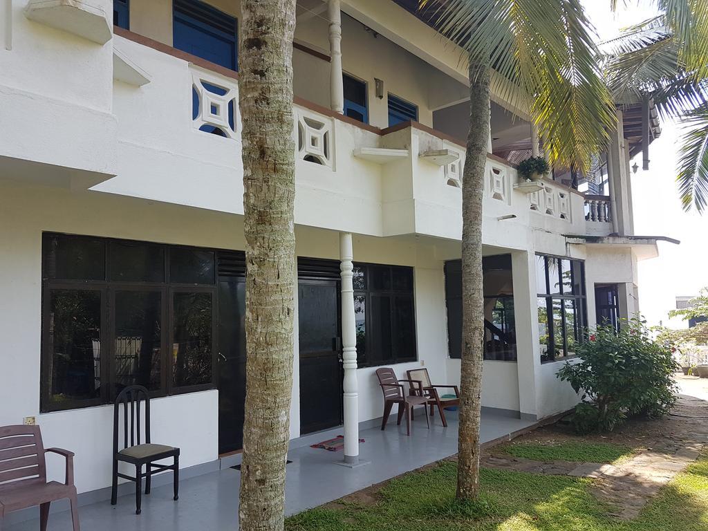 The Ocean Bed and Breakfast Unawatuna Εξωτερικό φωτογραφία
