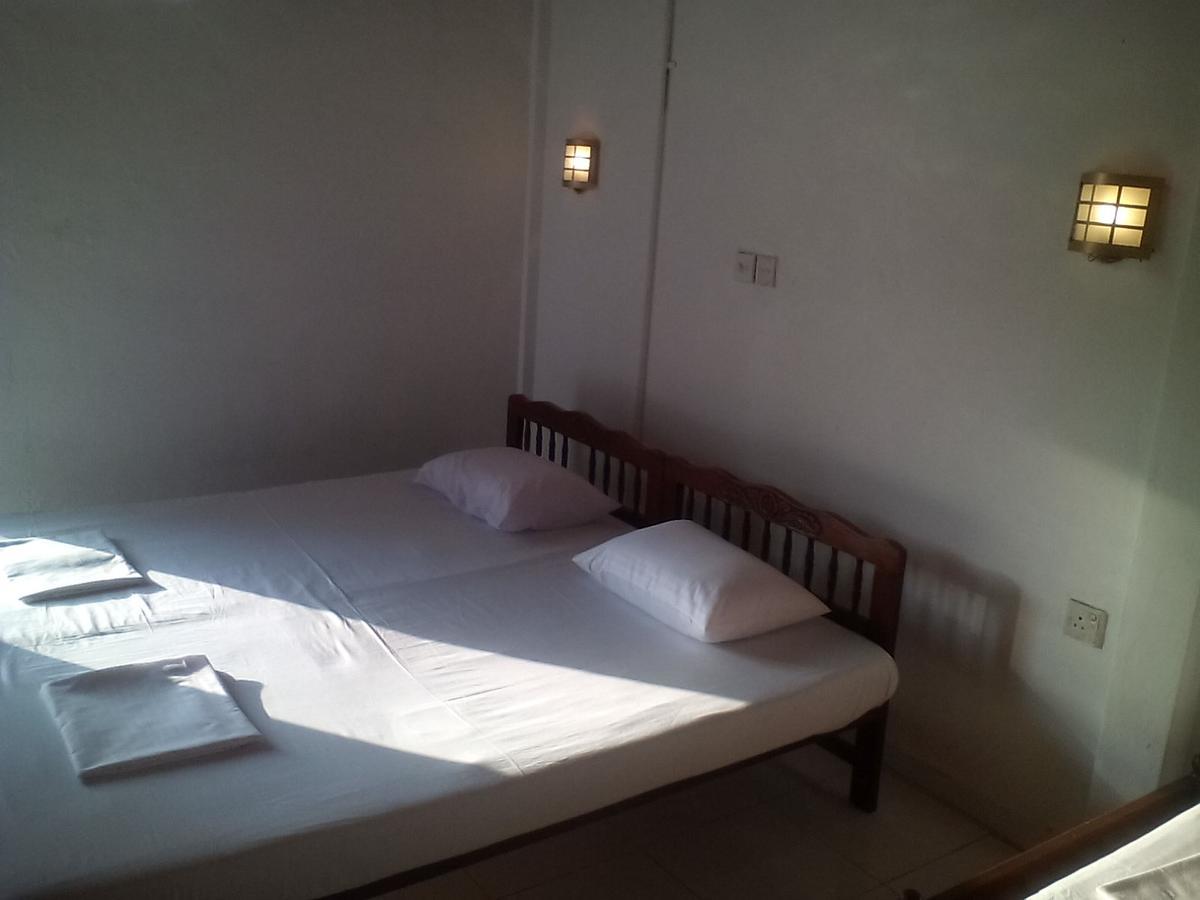 The Ocean Bed and Breakfast Unawatuna Εξωτερικό φωτογραφία